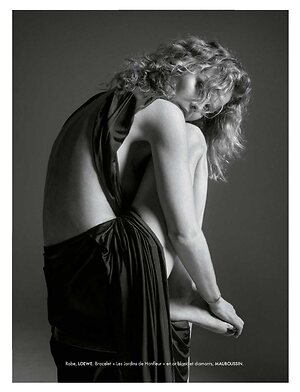 Eva Herzigova Nude Leaked Photo #31