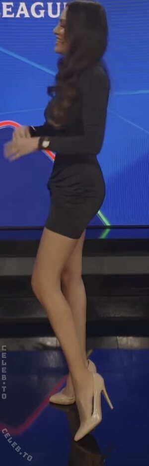 Eva Murati photo