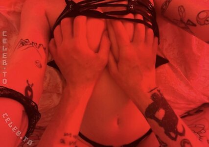 Eva Violet Nude Photos