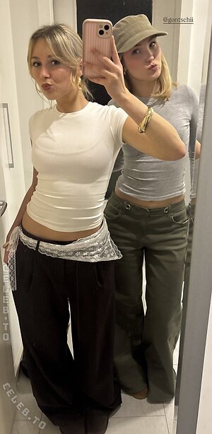 evaaklm Nude Leaked Photo #13