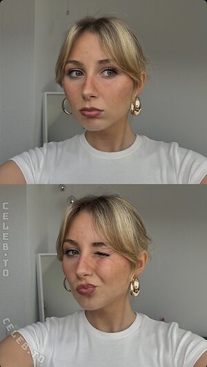 evaaklm Nude Leaked Photo #17