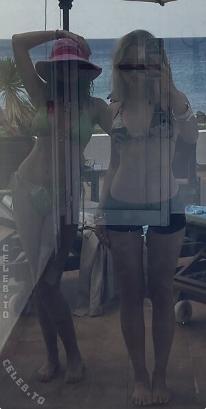 evaaklm photo