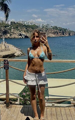 evaaklm photo