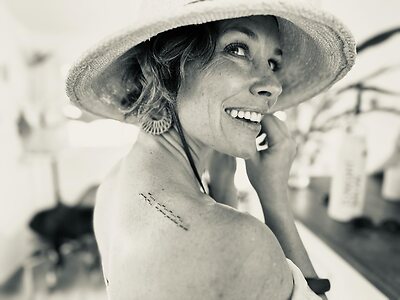 Evangeline Lilly Hot leaked photo #4