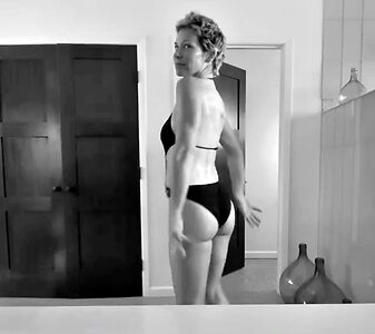 Evangeline Lilly Hot leaked photo #30