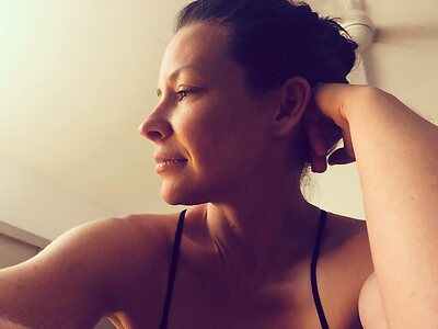 Evangeline Lilly Hot leaked photo #44