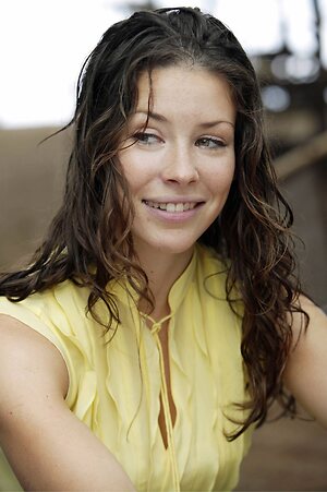 Evangeline Lilly Nude Leaked Photo #7