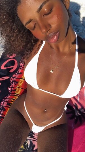 @Evellynn_b