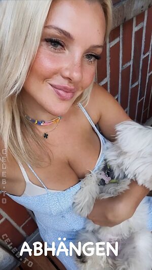 Evelyn Burdecki Nude Leaked Photo #8