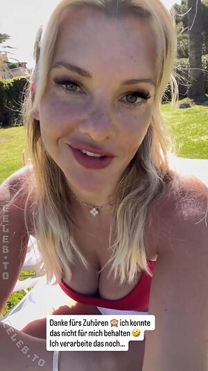 Evelyn Burdecki Nude Leaked Photo #21