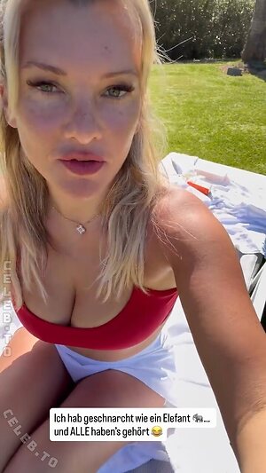 Evelyn Burdecki photo