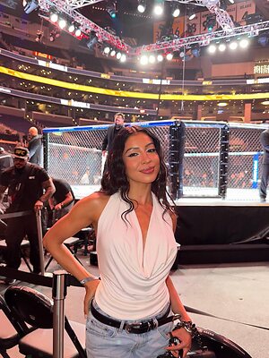 Evelyn Gonzalez leaked photo #8