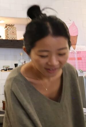 Evelyn Ha leaked photo #40