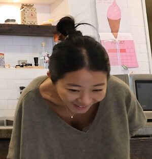 Evelyn Ha leaked photo #42