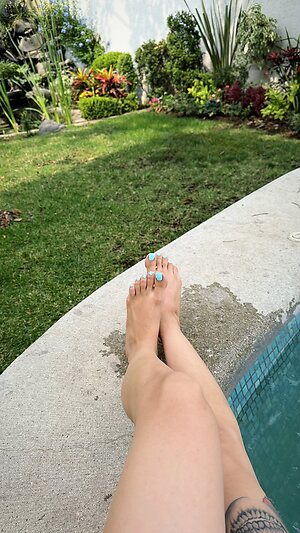 Evelyn Sanchez leaked photo #17