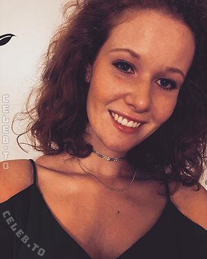 Evelyna.st leaked photo #2
