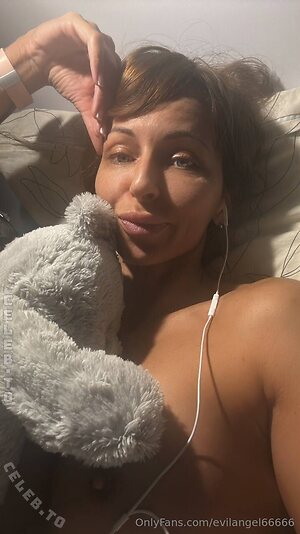 Evilangel66666 leaked photo #58