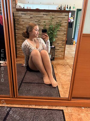 Evviepp Nude Leaked Photo #27