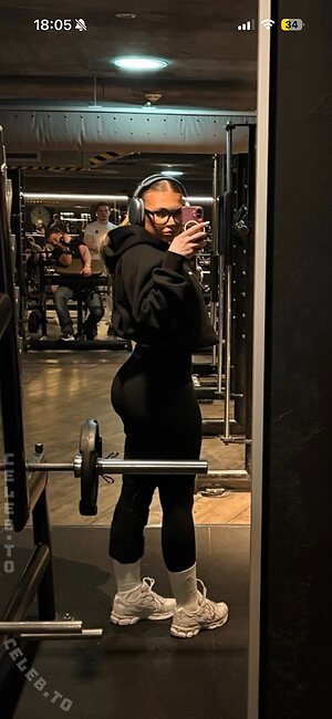 evx.rnk Nude Leaked Photo #8