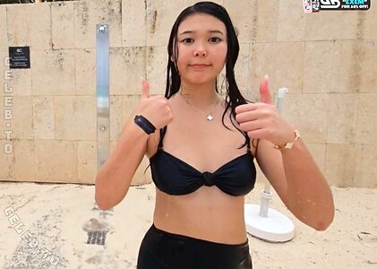 ExtraEmily Nude Leaked Photo #19