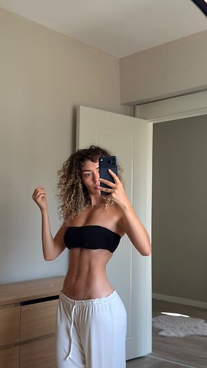 Eylül Bendler leaked photo #52