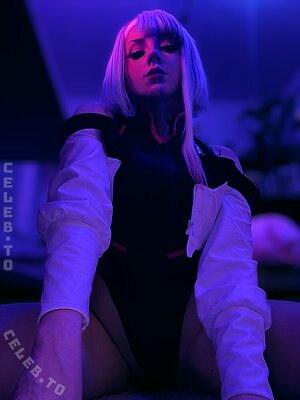 Ez Summers Cosplay photo
