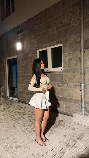 faatima.aal Nude Leaked Photo #6