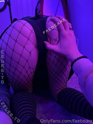 faebearx photo