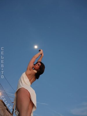 Faith Ordway Nude Leaked Photo #10