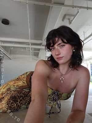 Faith Ordway Nude Leaked Photo #17