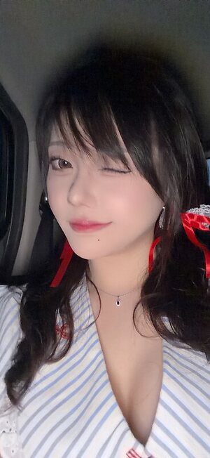 Faixvey leaked photo #2