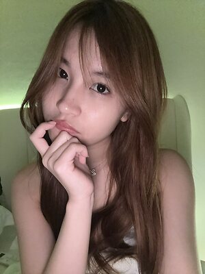 fale.le Nude Leaked Photo #28