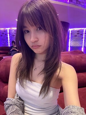 fale.le Nude Leaked Photo #35