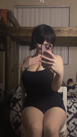fanta_gutz Nude Leaked Photo #9