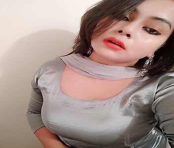 farah diba