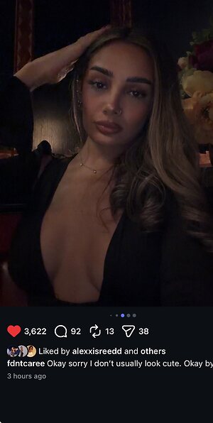 Farah Shams leaked photo #5