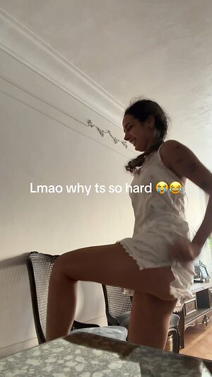 Farah Shams leaked photo #10
