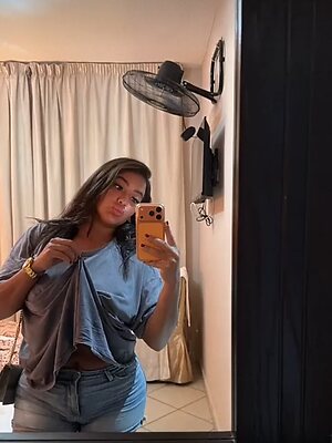 Farahnour26 leaked photo #3