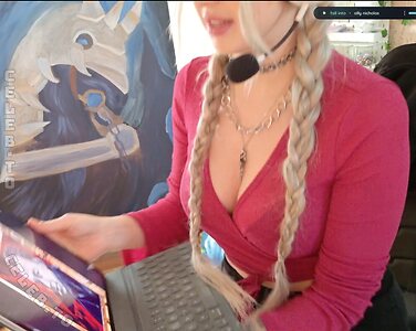 Farbenfuchs Nude Leaked Photo #2