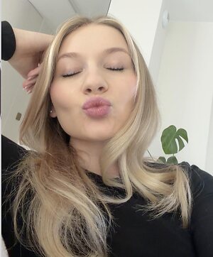Faustyna "Fausti" Fugińska leaked photo #24