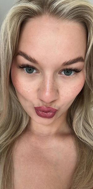 Faustyna "Fausti" Fugińska leaked photos