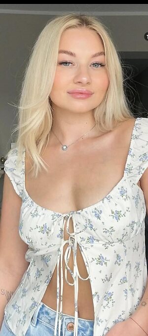 Faustyna "Fausti" Fugińska leaked photos