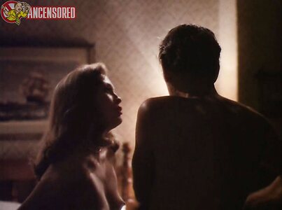 Faye Dunaway Nude Leaked Photo #7