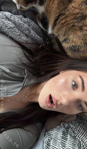 Faye.sxh Nude Leaked Photo #21