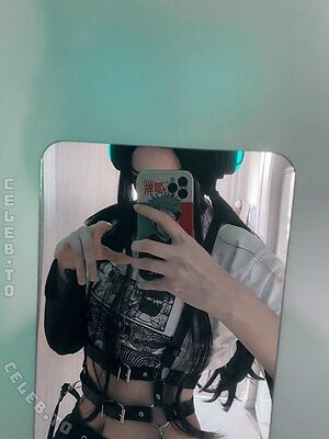 Felvelial leaked photo #26