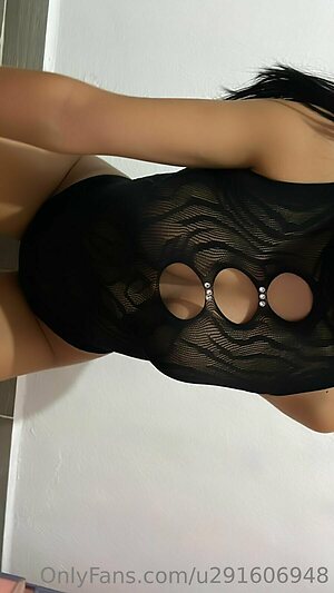 Fernanda Martinez leaked photo #10