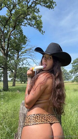 Fernanda Mota Farhat leaked photo #99