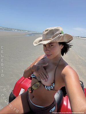 Fernanda Mota Farhat leaked photo #231