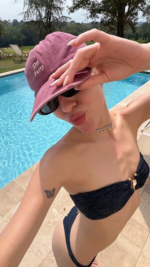 Fernanda Schneider leaked photo #14