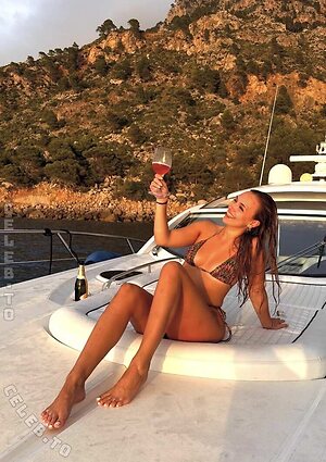 Filippavaneijk Nude Leaked Photo #7